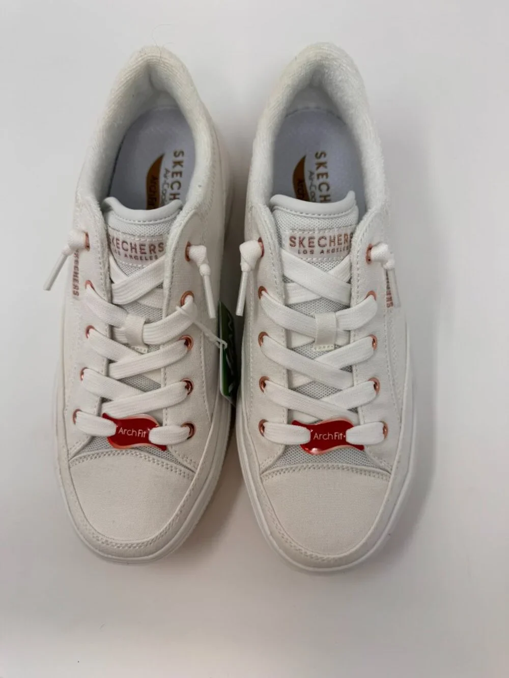 SKECHERS WOMEN WHITE ARCADE ARCH FIT SIZE 8